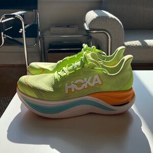 HOKA Skyward X Running Shoes – Size 10 (Men’s)